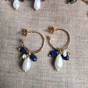 Pendientes Irene – Baño de oro, perlas y lapislázuli
