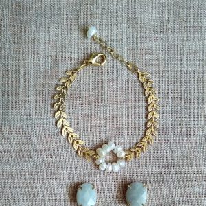 Pulsera Nieve – Acero inoxidable y perlas